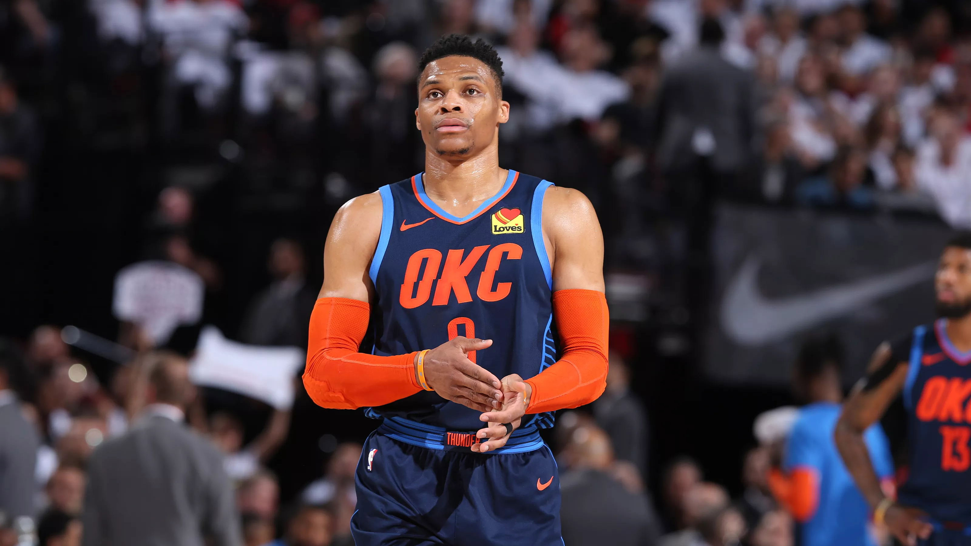 瓦拉内：弗格森曾来我家找我，齐达内说的话球员都值得倾听（瓦拉内：弗格森曾上门找我，齐达内的话每位球员都该听）