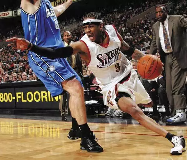 中足联纪律道德准则：球迷歧视行为将使俱乐部至少被罚50万元（中足联新规：球迷涉歧视，俱乐部罚款不低于50万元）