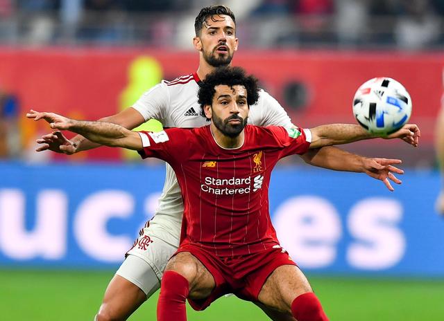 亚历山大三分球表现惊艳，赛季命中率高达45.4%（亚历山大外线手感火热，赛季三分命中率45.4%）