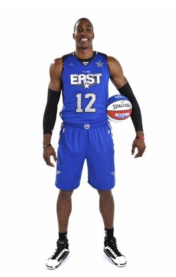 传奇！老将阿斯帕斯西甲400场里程碑之夜送助攻斩皇马（里程碑之夜！阿斯帕斯西甲第400场送助攻，助队击败皇马）