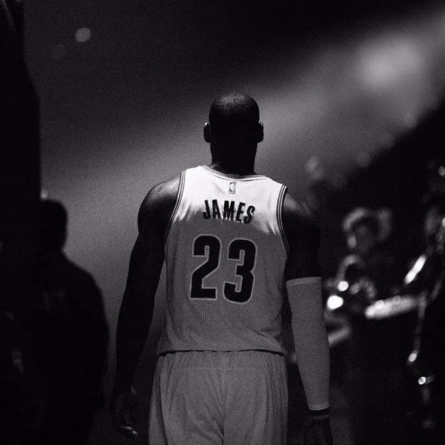 卡佩罗：卡拉菲奥里很像拉莫斯，我希望看到他在国家队踢后腰（卡佩罗称卡拉菲奥里神似拉莫斯，期待其在国家队改打后腰）