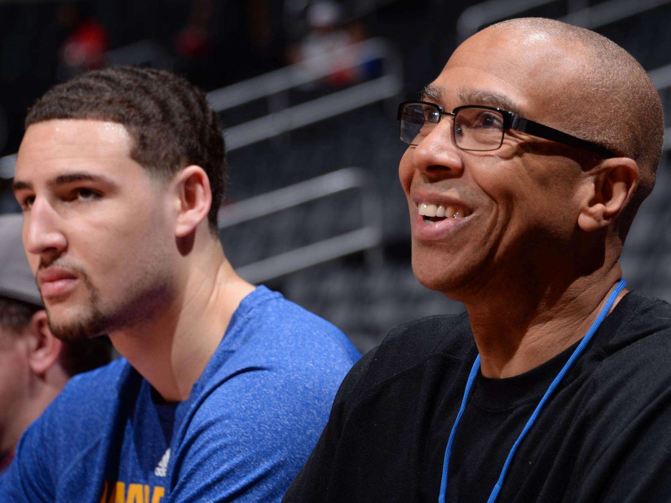 踢球者：拜仁正密切关注格里马尔多，希望其替代格雷罗（踢球者：拜仁锁定格里马尔多，计划让其接班格雷罗）